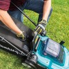 Makita DLM432Z 2 x 18V akumulatora zāles pļāvējs ar 43 cm platu griešanas asmeni