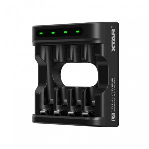 XTAR L4 lādētājs R03 / LR03 / AAA un R6 / LR6 / AA Li-ion 1,5 V NiMH akumulatoriem