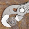 Knipex regulējamas kombinētās knaibles uzgriežņiem un skrūvēm 8741250